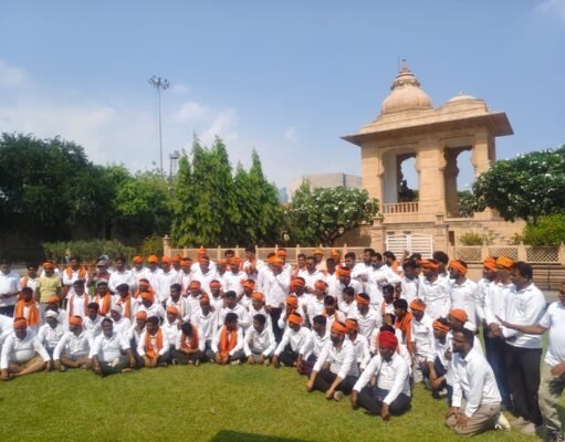 छिंदवाड़ा के युवा स्वयंसेवक साइकिल चलाते पहुंचे 125 किलोमीटर दूर