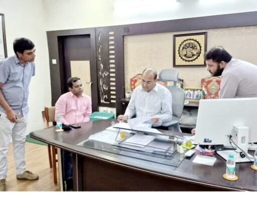 जबलपुर संभाग के संभागीय कमिश्नर धनंजय सिंह आज छिंदवाड़ा पहुंचे