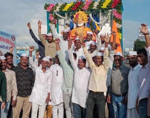 विश्वकर्मा के जयकारों से गूंजा छिंदवाड़ा, परासिया रोड से इमलिया बोहता तक निकली भव्य शोभायात्रा