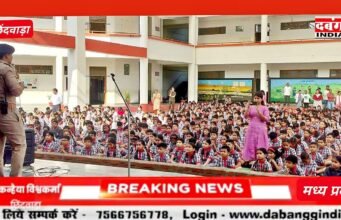 हेडिंग: सड़क सुरक्षा का पाठ: केवी-2 में छात्रों को यातायात नियमों और CPR का प्रशिक्षण